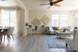 Photo #2: 41023826 Listing