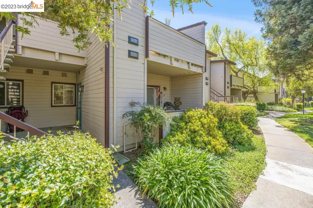 MLS: 41023852 Condo For Sale