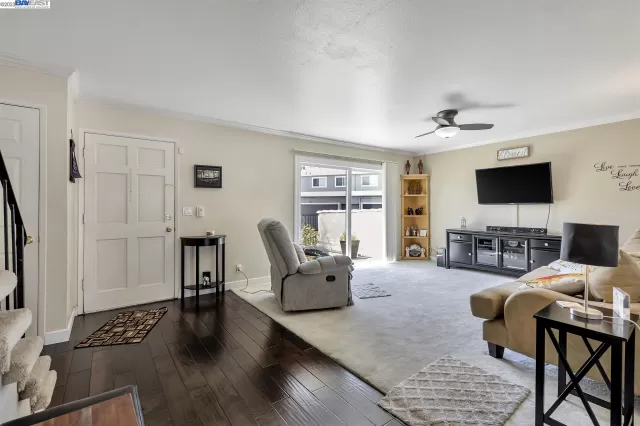 MLS: 41023921 Condo For Sale