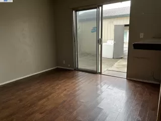 Photo #1: 41023922 Listing