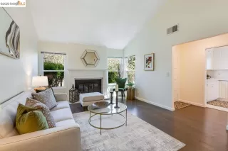 Photo #6: 41023948 Listing