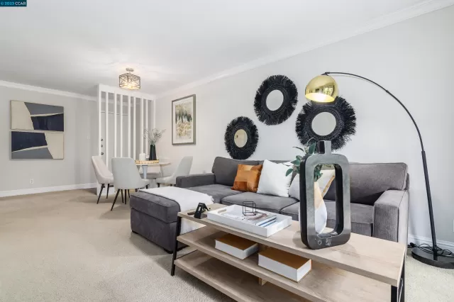 MLS: 41023966 Condo For Sale