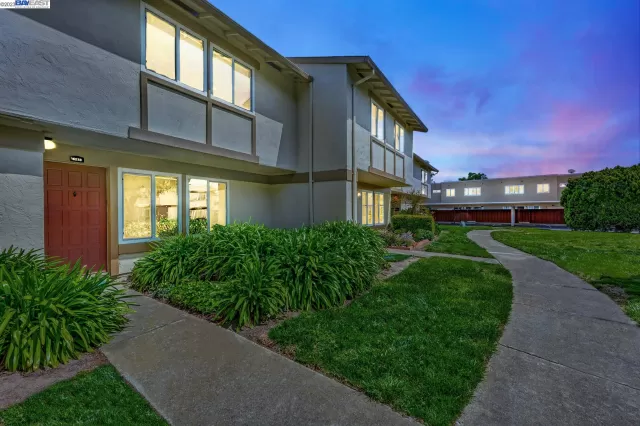 MLS: 41023995 Condo For Sale