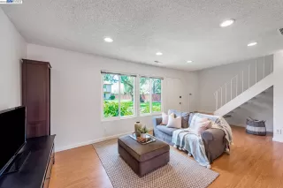 Photo #3: 41023995 Listing 