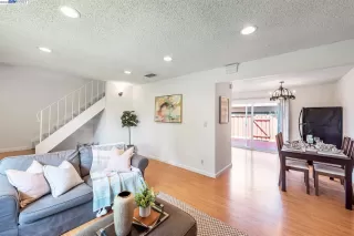 Photo #4: 41023995 Listing 