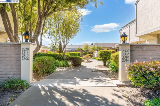 MLS: 41024056 Condo For Sale