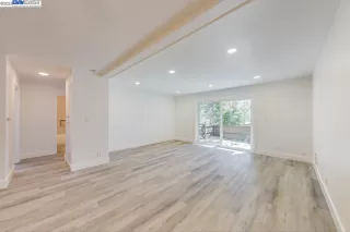 Photo #2: 41024083 Listing