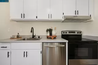 Photo #5: 41024143 Listing