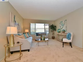 Photo #4: 41024160 Listing