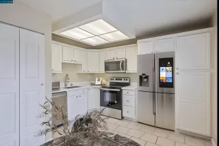 Photo #6: 41024318 Listing