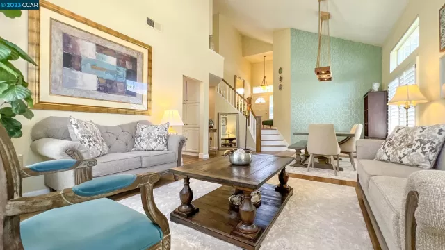 MLS: 41024360 Condo For Sale