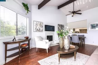 Photo #1: 41024432 Listing