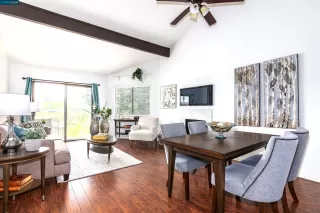 Photo #2: 41024432 Listing