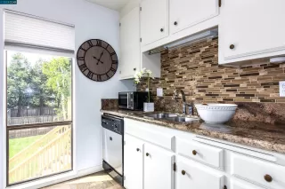 Photo #4: 41024432 Listing