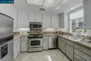 Photo #1: 41024634 Listing 