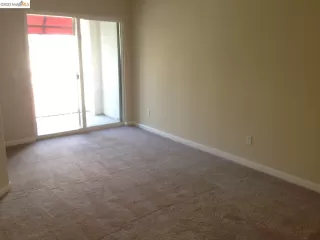 Photo #5: 41024830 Listing