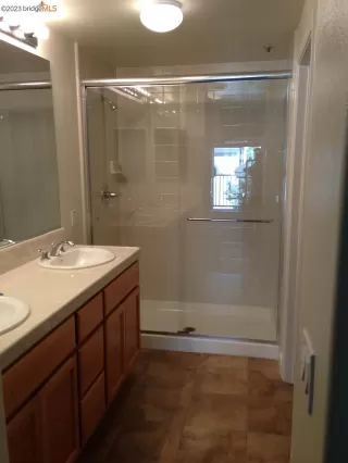 Photo #6: 41024830 Listing