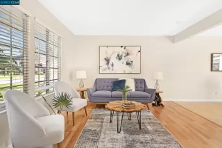 Photo #2: 41024835 Listing 