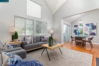 Photo #2: 41024880 Listing