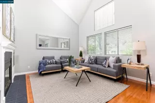 Photo #3: 41024880 Listing