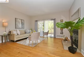 Photo #6: 41024889 Listing