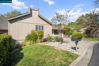 Photo #1: 41024928 Listing