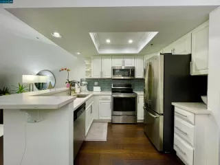 Photo #6: 41024932 Listing