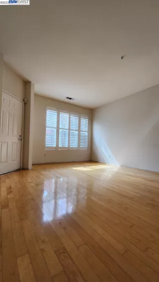 Photo #4: 41024949 Listing