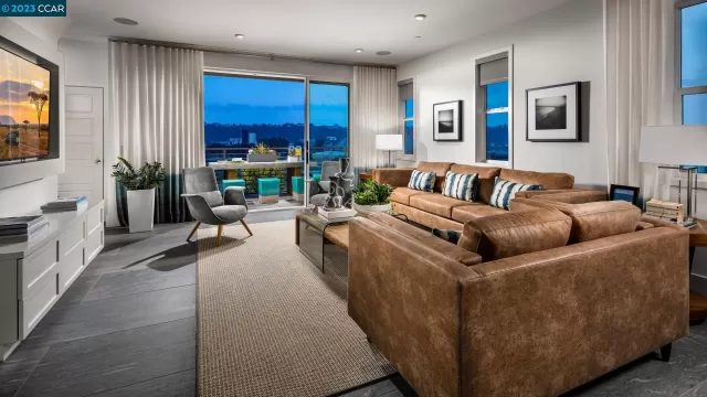 MLS: 41024994 Condo For Sale