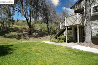 Photo #1: 41025000 Listing