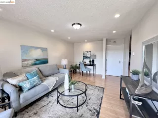 Photo #4: 41025008 Listing