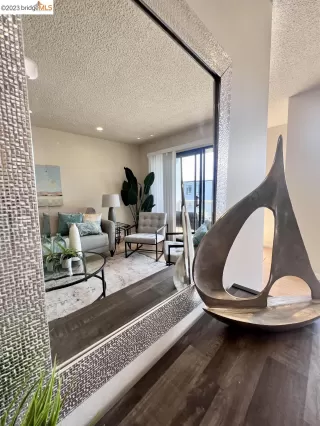 Photo #5: 41025008 Listing