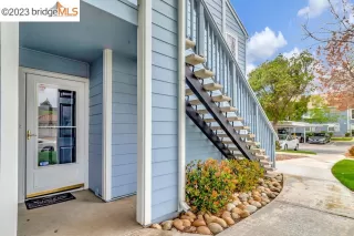 Photo #1: 41025032 Listing 