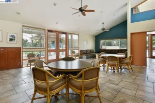 Photo #4: 41025101 Listing