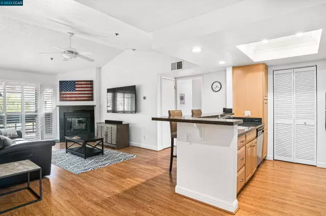 MLS: 41025274 Condo For Sale