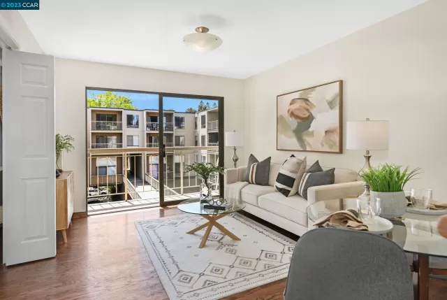 MLS: 41025286 Condo For Sale