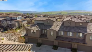 Photo #4: 41025315 Listing