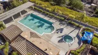 Photo #6: 41025315 Listing