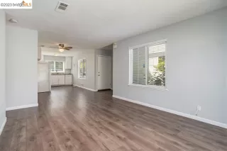 Photo #4: 41025330 Listing 