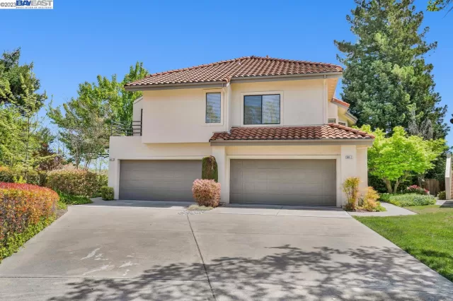 MLS: 41025336 Condo For Sale