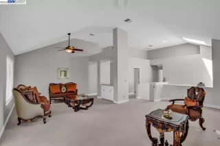 Photo #4: 41025336 Listing