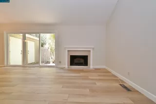 Photo #5: 41025358 Listing