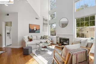 Photo #4: 41025360 Listing