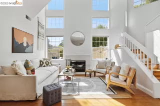 Photo #5: 41025360 Listing