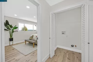 Photo #4: 41025431 Listing 