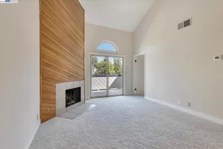 Photo #1: 41025450 Listing