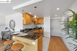 Photo #4: 41025486 Listing