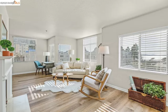 MLS: 41025518 Condo For Sale