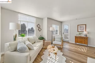 Photo #2: 41025518 Listing