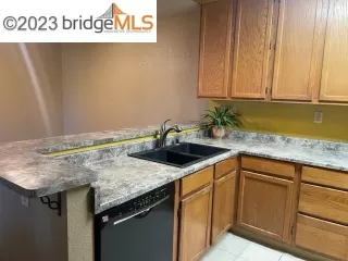 Photo #6: 41025537 Listing 